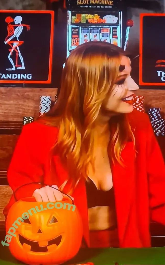 Stevie Wynne Levine nude photo #0115 (GMM / steviewlevine)