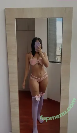  nude photo #0002