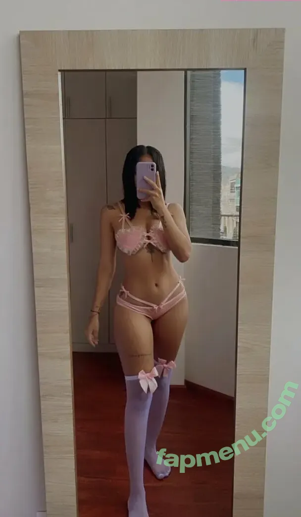 Sthefania Hoyos nude photo #0002 (Sthefania Hoyos)