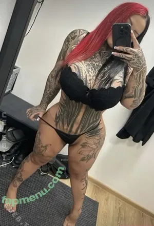 Stifflersmom / officialstifflersmom / stifflersmomofficial nude photo #0222