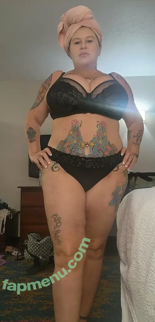 stifflersmum24 nude photo #0022 (stifflersmum24)