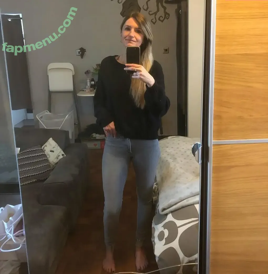 stillpayingformydivorce nude photo #0040 (Instakat74)