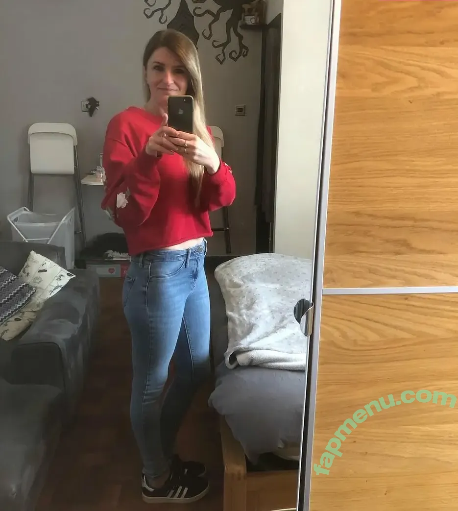 stillpayingformydivorce nude photo #0044 (Instakat74)