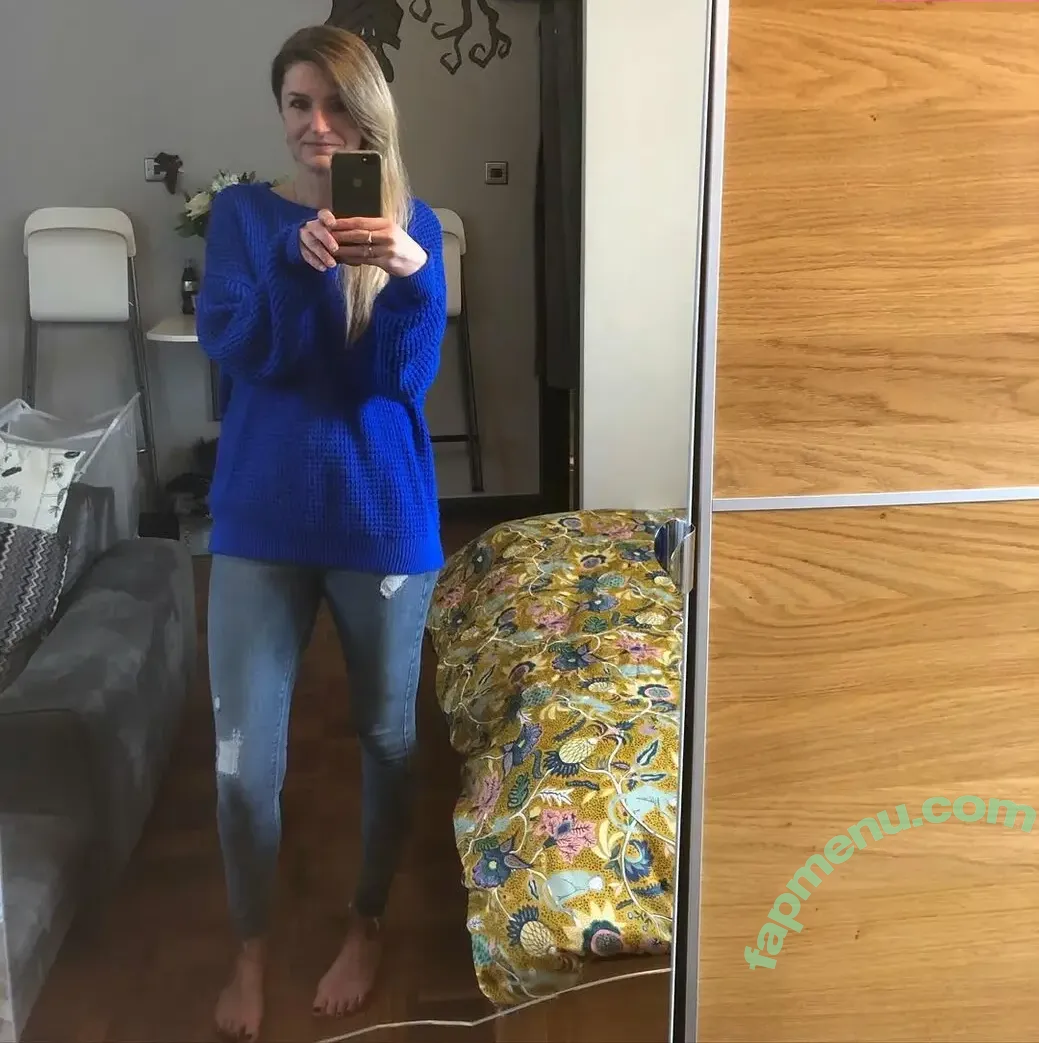 stillpayingformydivorce nude photo #0064 (Instakat74)