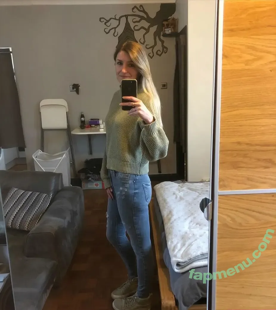 stillpayingformydivorce nude photo #0069 (Instakat74)