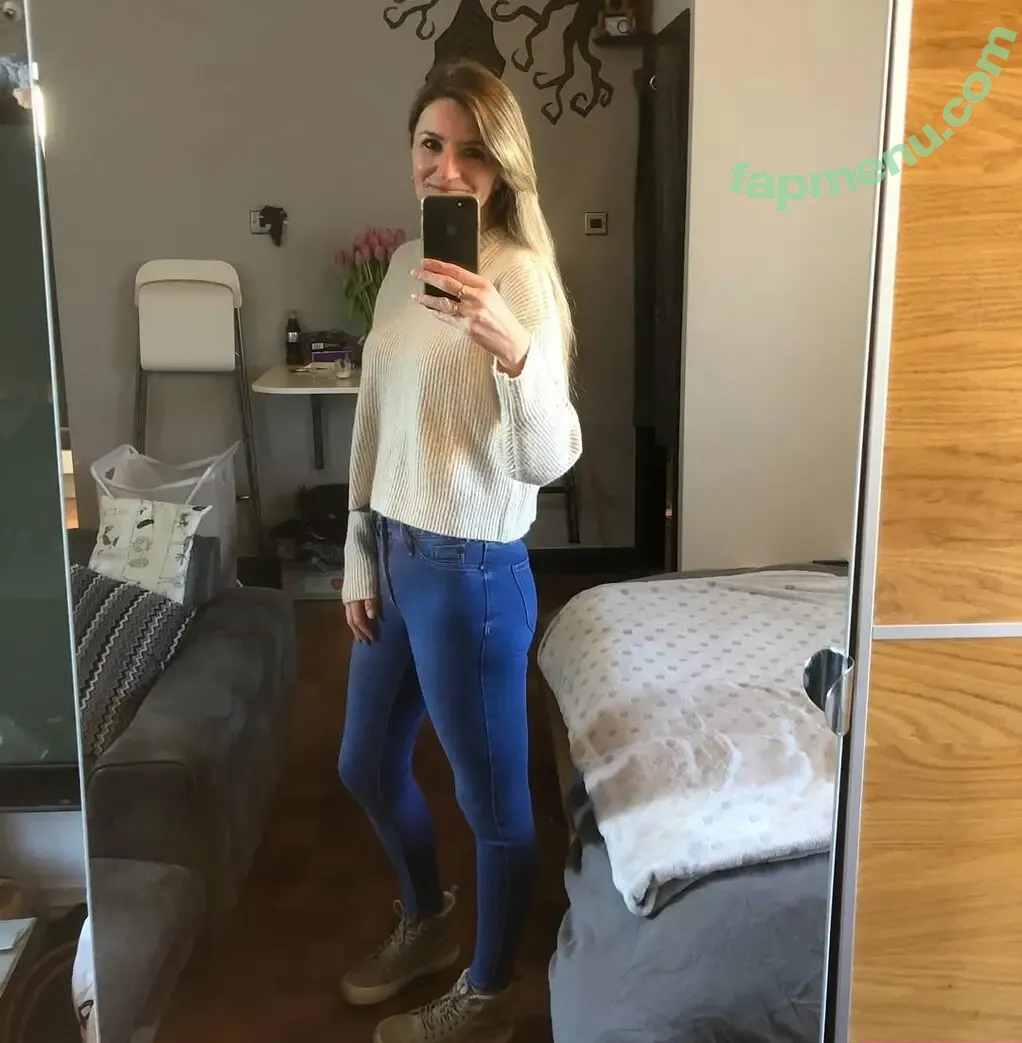 stillpayingformydivorce nude photo #0072 (Instakat74)