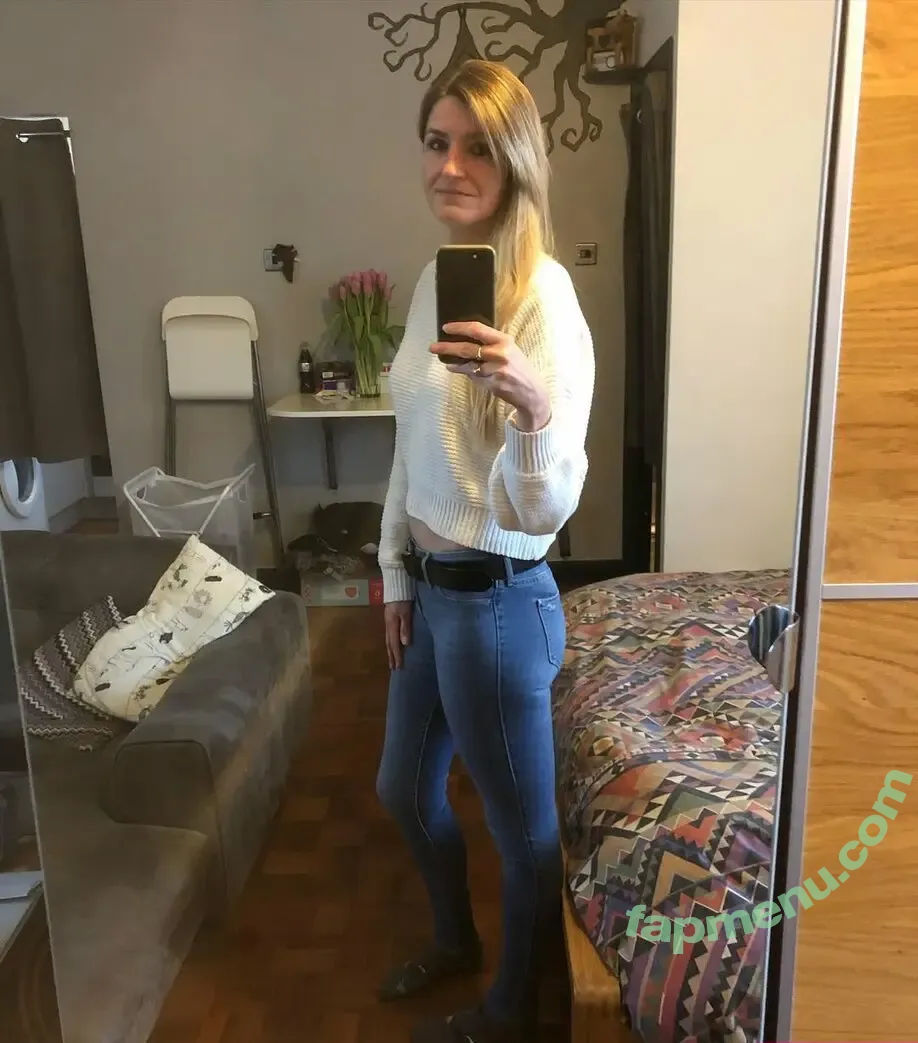 stillpayingformydivorce nude photo #0074 (Instakat74)