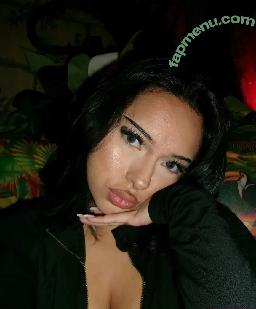 Stl.krs nude photo #0003 (Ara)