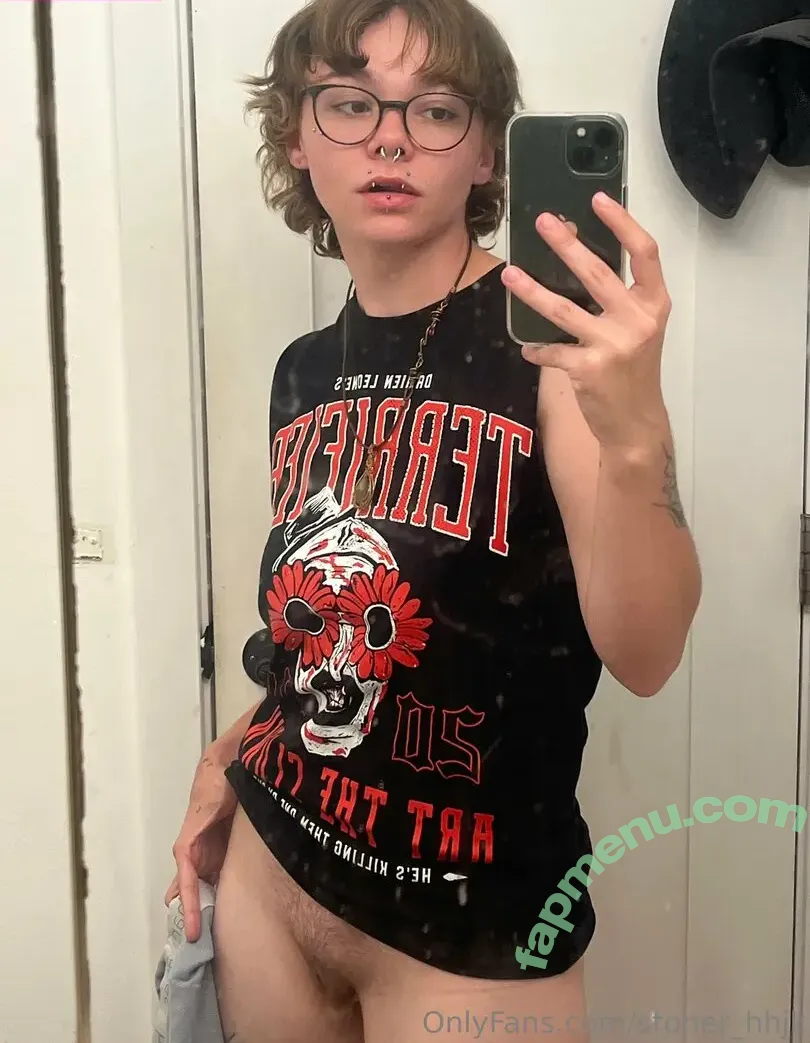 stoner_hhjk nude photo #0003 (hennithetruestoner)