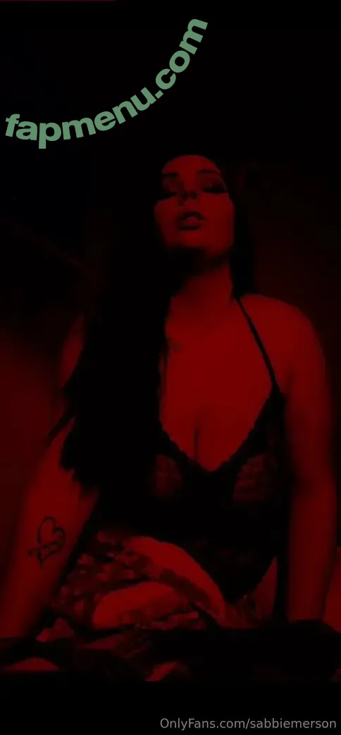stonerbitch93 nude photo #0001 (stonerbitch93)
