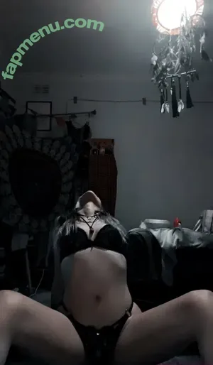  nude photo #0004