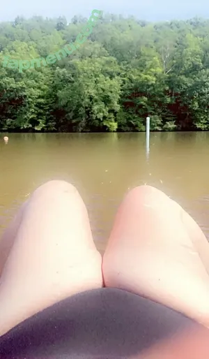 stonerg420 / stonrgurl420 nude photo #0009