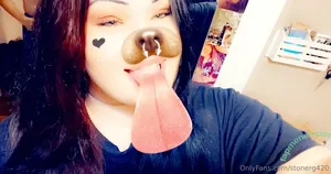 stonerg420 / stonrgurl420 nude photo #0016