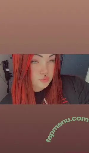 stonerg420 / stonrgurl420 nude photo #0023