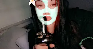 stonerg420 / stonrgurl420 nude photo #0038