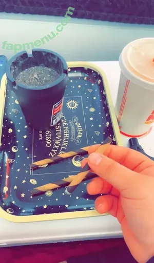 stonerg420 / stonrgurl420 nude photo #0045