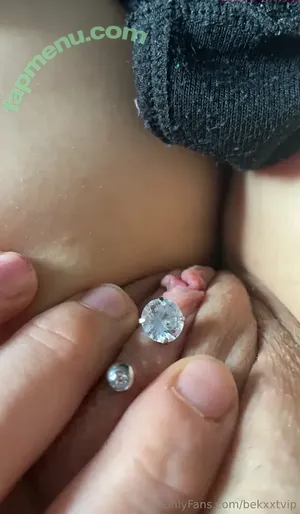  nude photo #0004