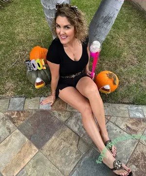 Storage Wars / Casey Nezhoda / cbargainhunters nude photo #0056