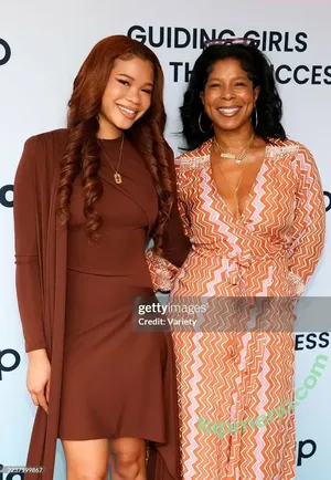 Storm Reid / stormikush / stormreid nude photo #1013