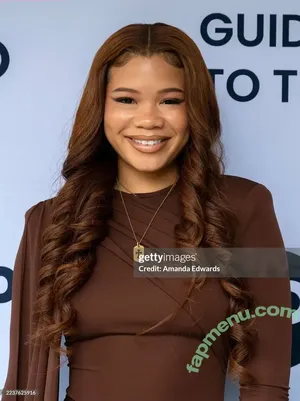 Storm Reid / stormikush / stormreid nude photo #1016