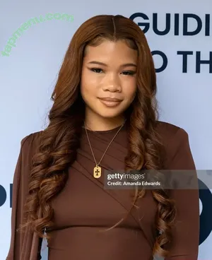 Storm Reid / stormikush / stormreid nude photo #1024