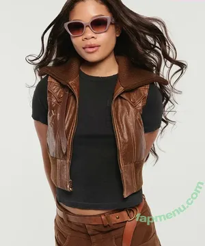 Storm Reid / stormikush / stormreid nude photo #1036