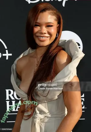 Storm Reid / stormikush / stormreid nude photo #1082