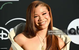 Storm Reid / stormikush / stormreid nude photo #1085