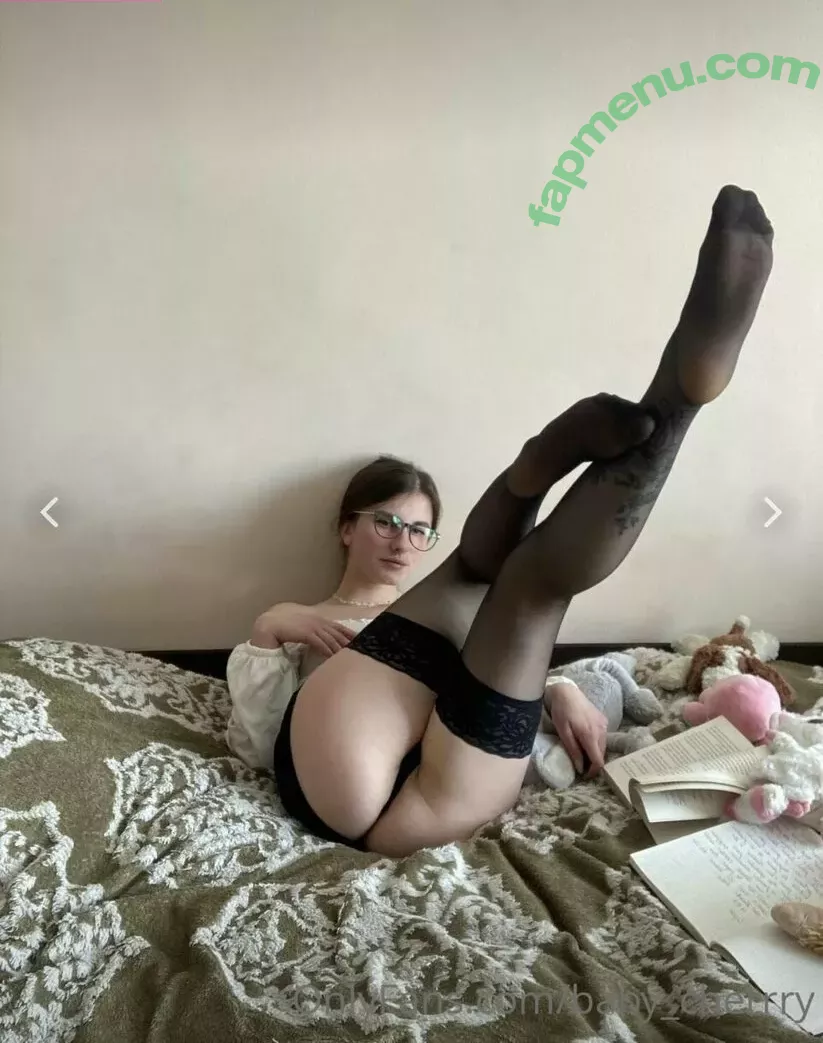 stormibee nude photo #0013 (Cherry Blossom / Stormi Bee / baby_cherrry / stormibree)