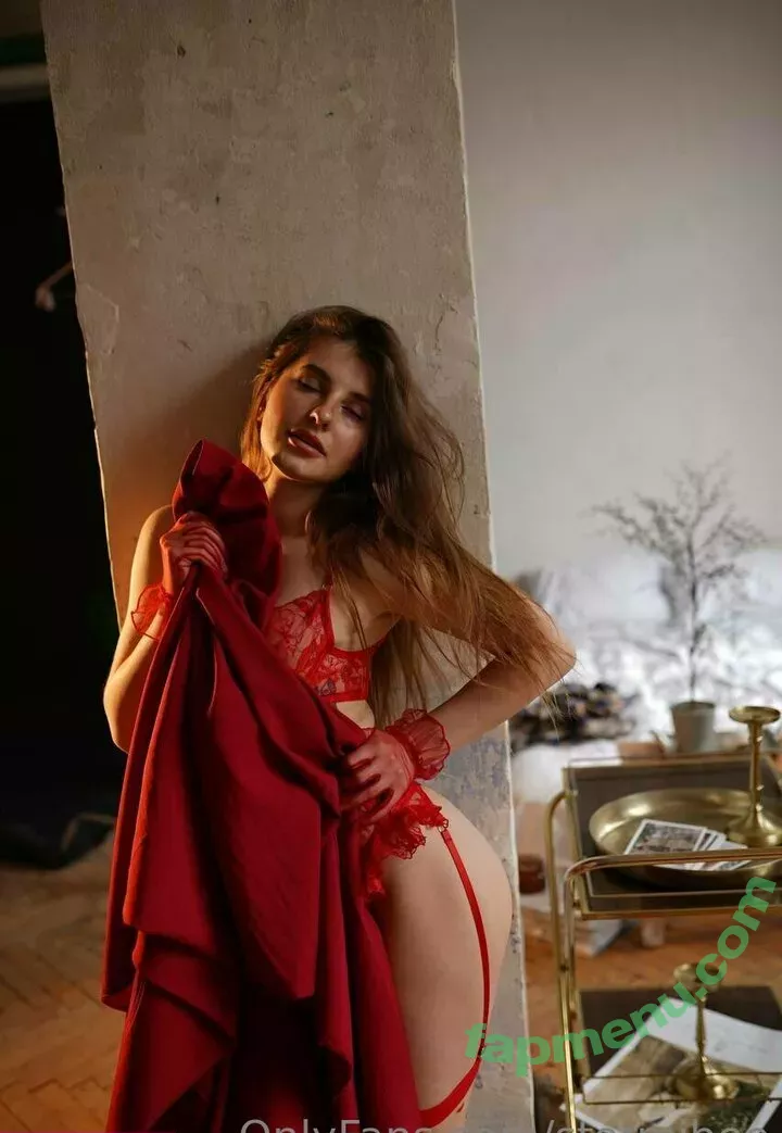 stormibee nude photo #0205 (Cherry Blossom / Stormi Bee / baby_cherrry / stormibree)