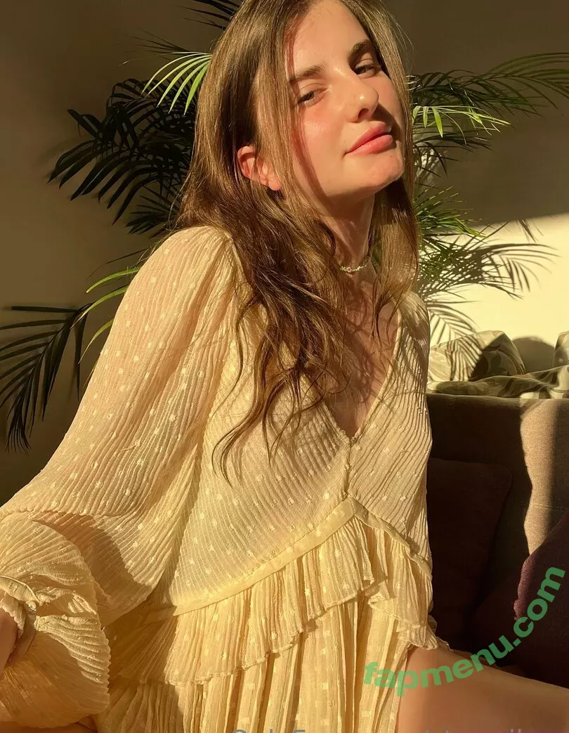 stormibee nude photo #0304 (Cherry Blossom / Stormi Bee / baby_cherrry / stormibree)