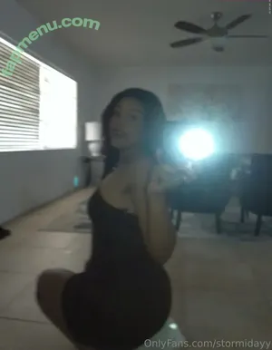 stormidayy / thestormiday nude photo #0005