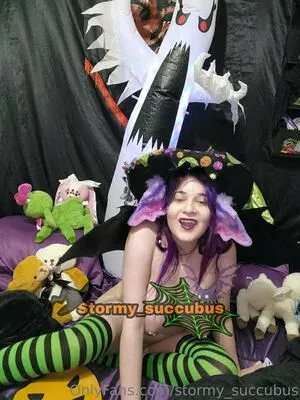 Stormy Succubus / stormy_loves_u / stormy_succubus nude photo #0780