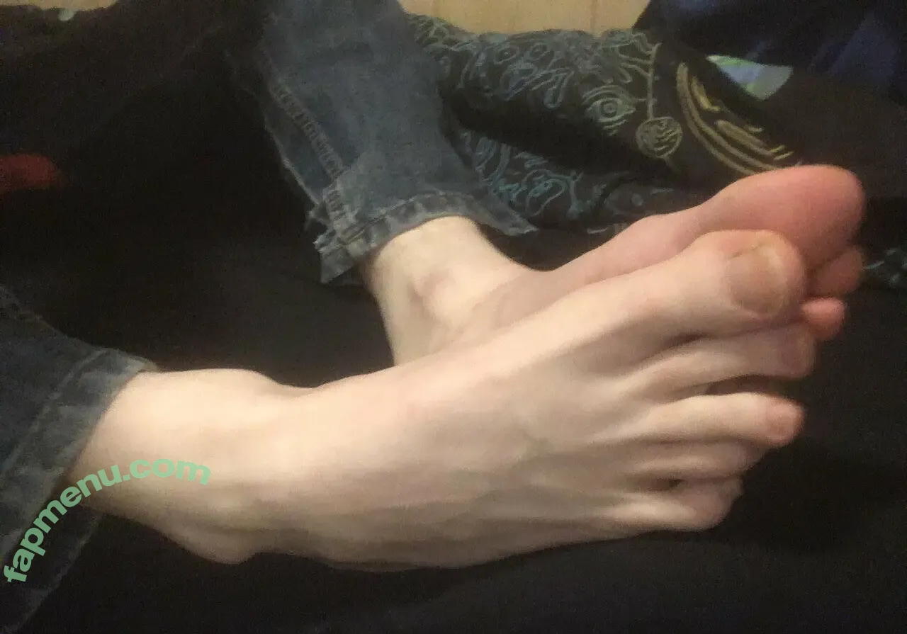 str8altfeetuk nude photo #0018 (str8altfeetuk)