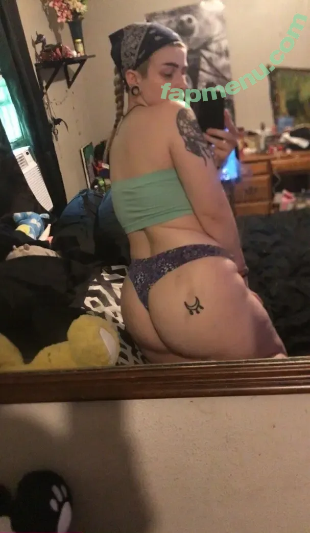strangexdaisy nude photo #0011 (thestrangedaisy)