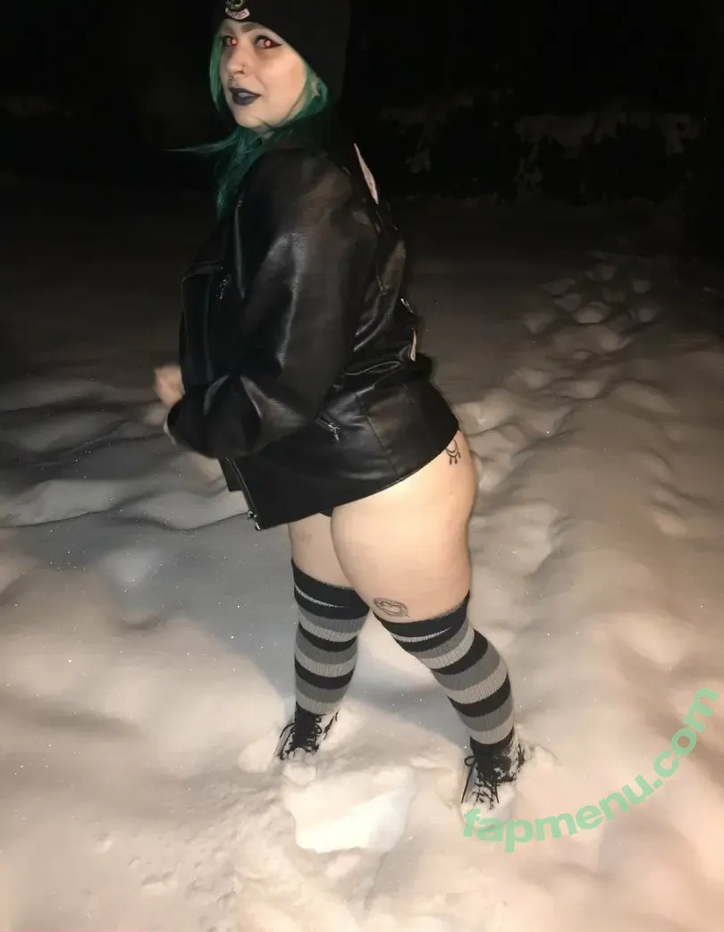 strangexdaisy nude photo #0026 (thestrangedaisy)