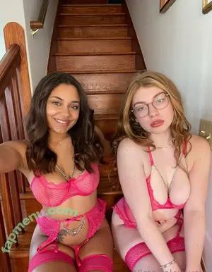 Strawberriprincess / anyuser / littleoakley nude photo #0017