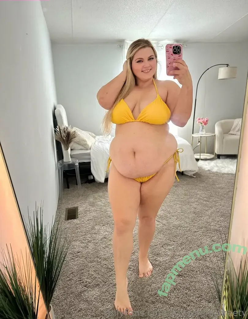 strawberrybreetv nude photo #0031 (strawberrisweetv)