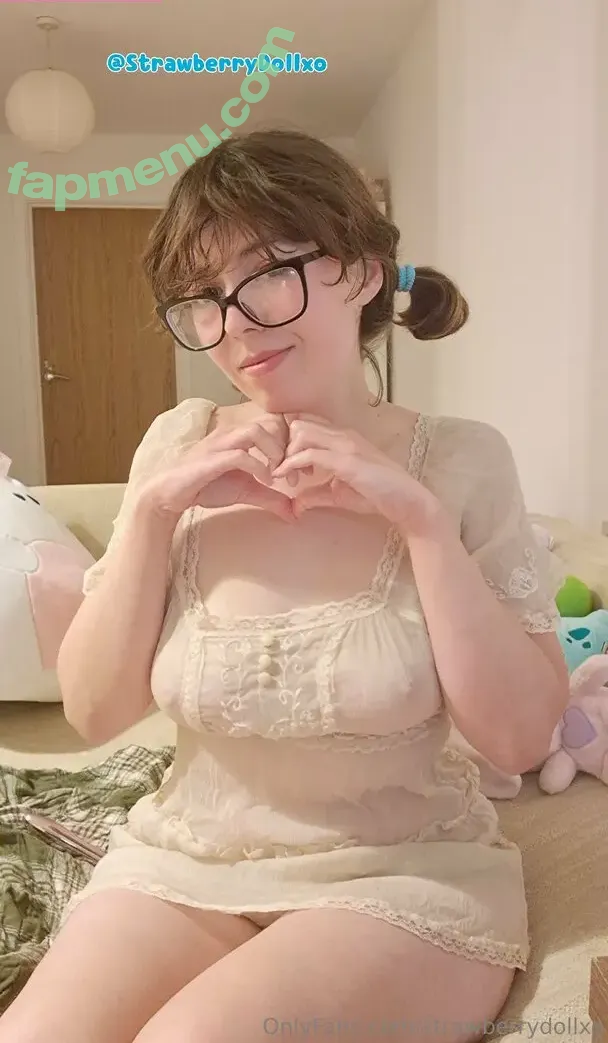 strawberrydollxo nude photo #0051 (xostrawberrydollxo)