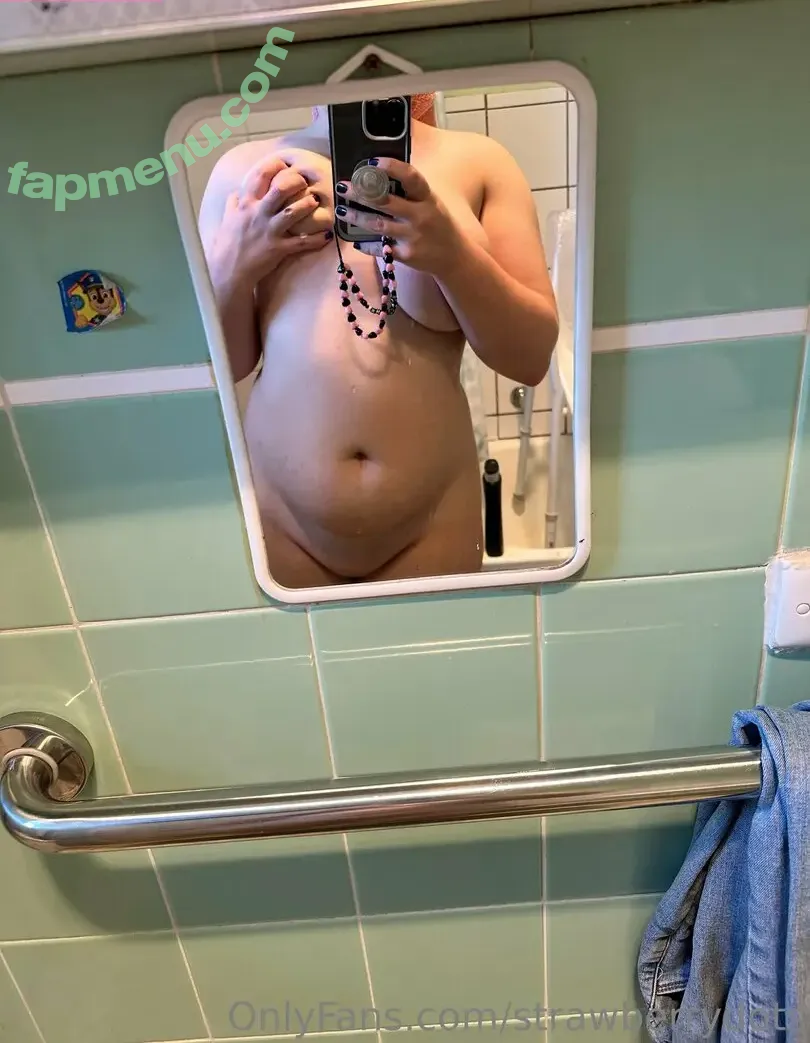 strawberrydots nude photo #0009 (strawberrydots_)
