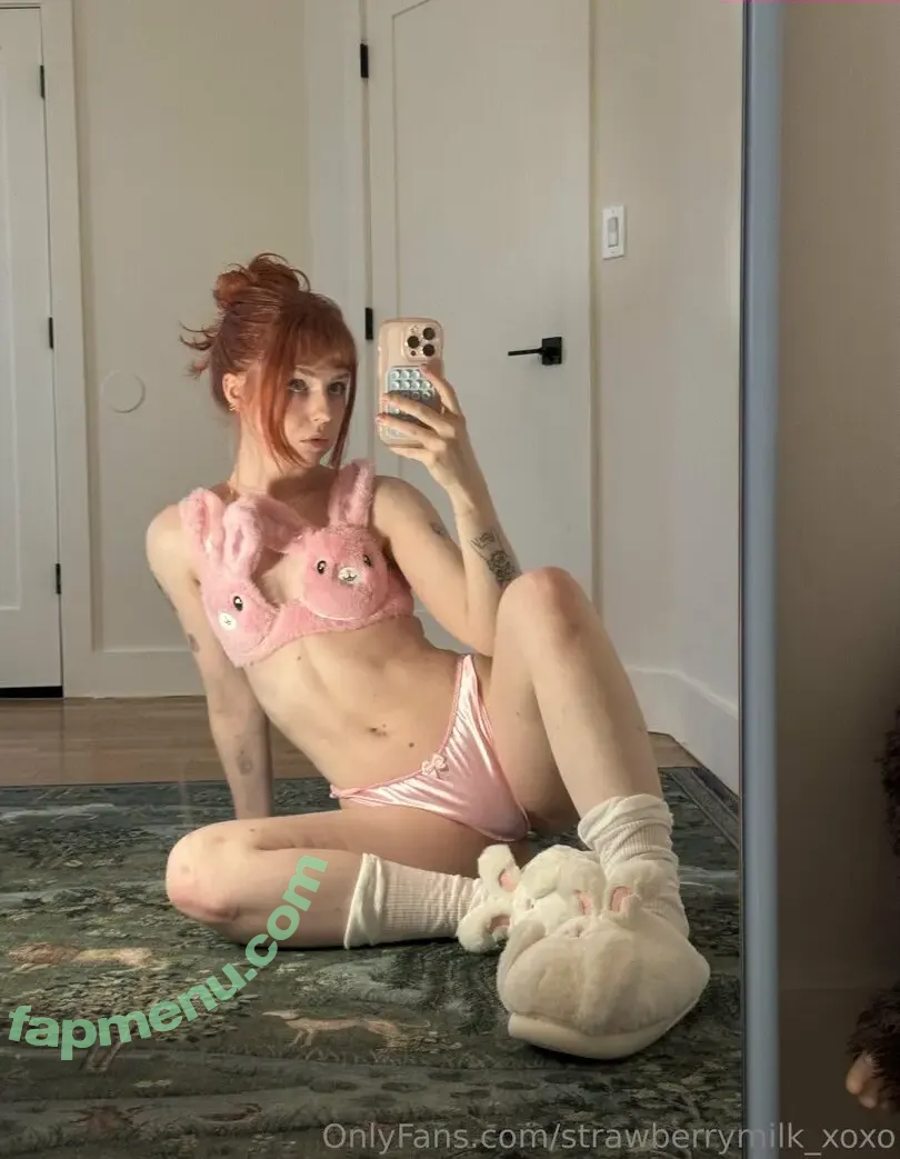 strawberrymilk_xoxo nude photo #0028 (StrawbMilk_xoxo / strawberrymilk__xoxo)