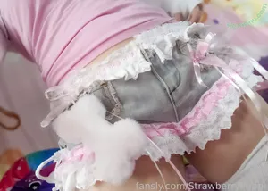 StrawberryPuppi / ServicePuppie nude photo #0025