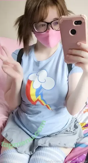 StrawberryPuppi / ServicePuppie nude photo #0049