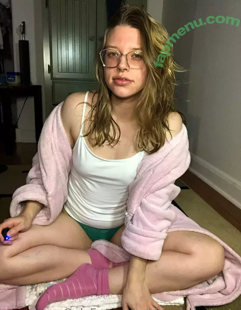 strawberrytootx nude photo #0018 (Strawberrytootsx / strawberrytootsiee)