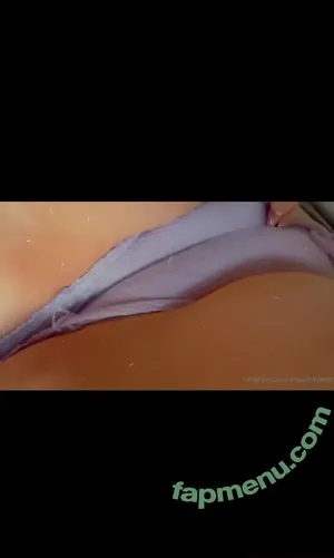 Strawbrrymilk / itsohwellnoelle / strawbrryymilk nude photo #0009