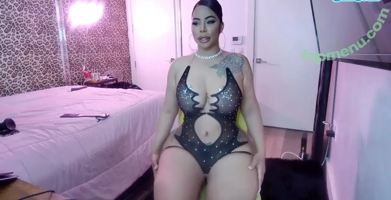 strellakat nude photo #0221 (strellakat04 / strellakatfan)