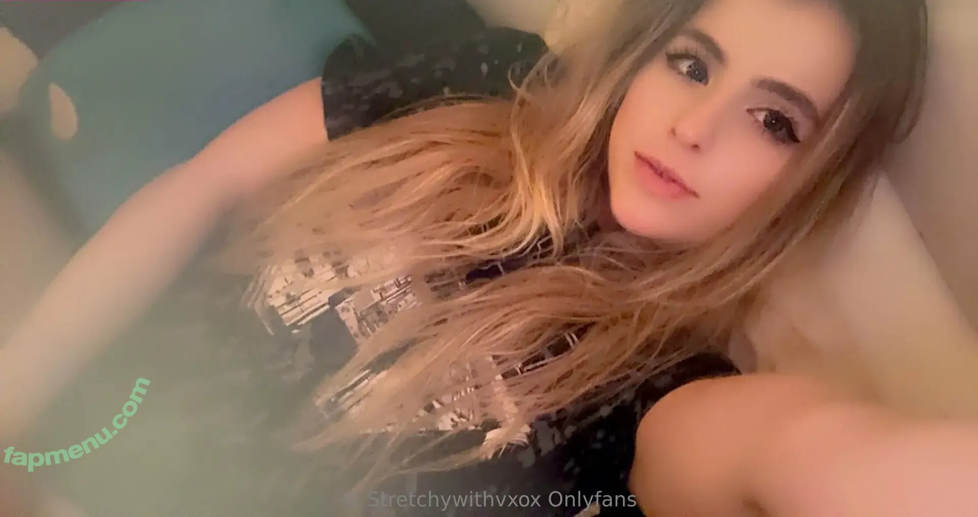 stretchwithvxox nude photo #0064 (stretch_withv)