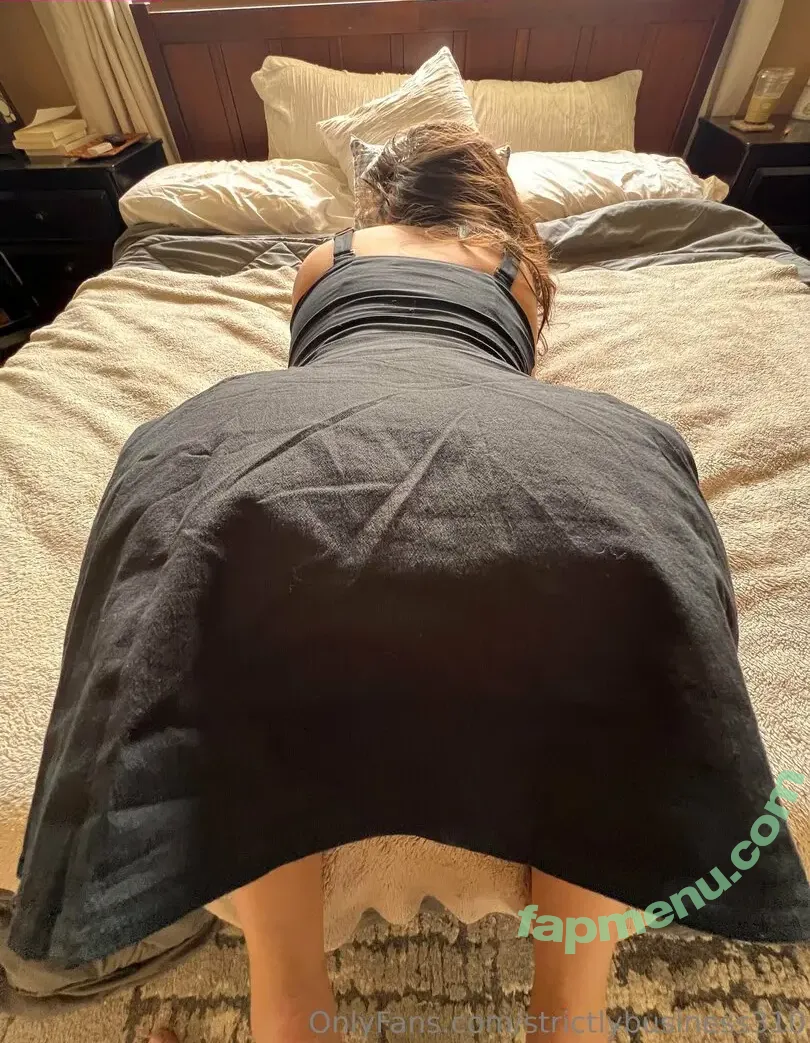 Strictly Business nude photo #0202 (StrictlyBusiness310 / strictlybusinessmagazine / transparency)