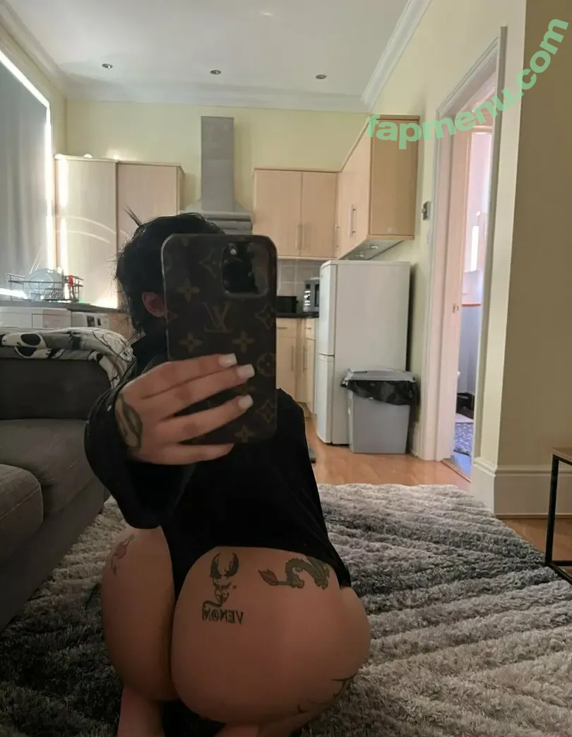 StripperCoochie nude photo #0026 (StripperCoochie)