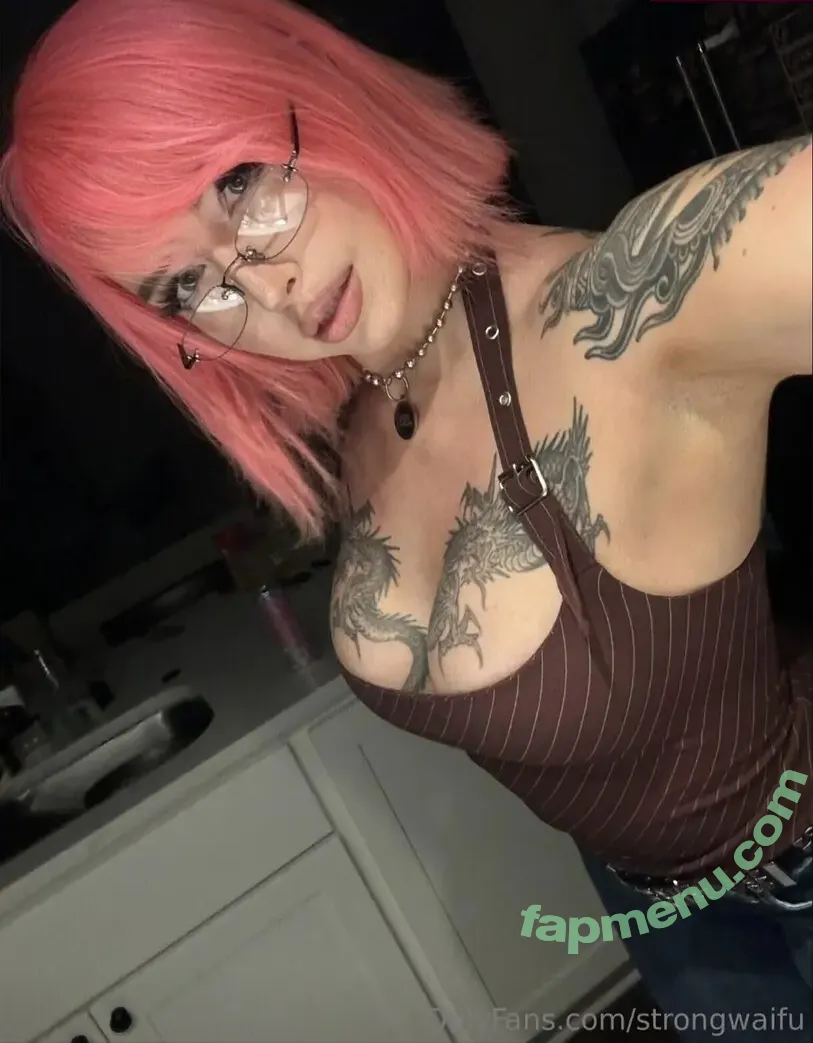 strongwaifu nude photo #0007 (strongwaifu)